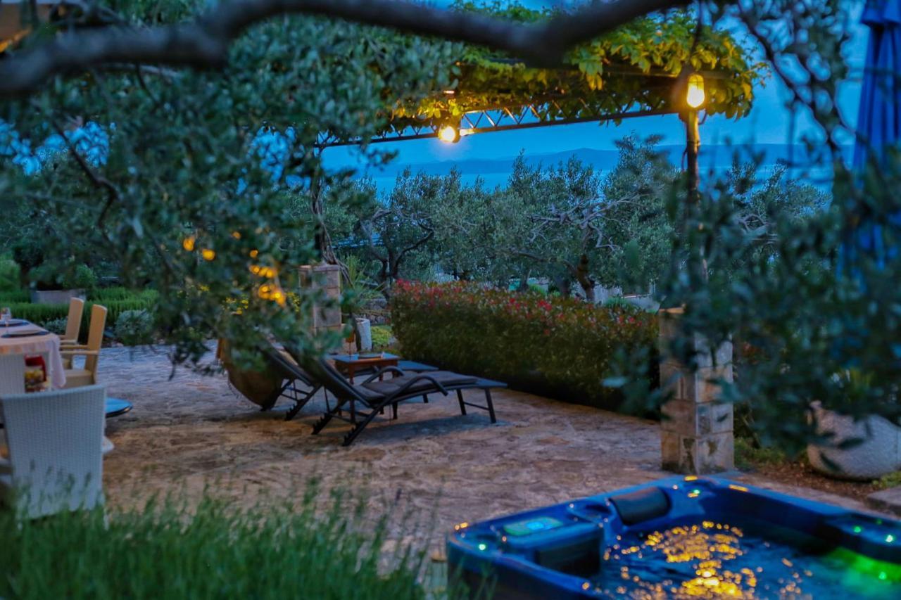 Holiday Home Oaza Baška Voda Kültér fotó