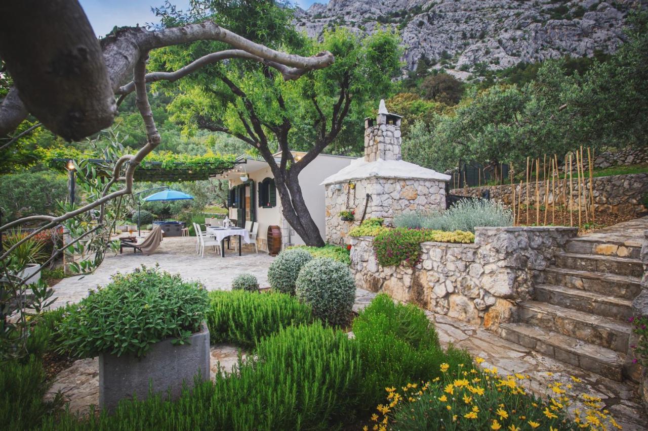 Holiday Home Oaza Baška Voda Kültér fotó